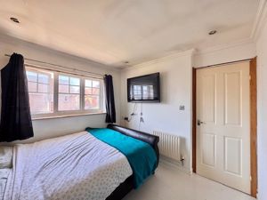 Photo 14- click for photo gallery